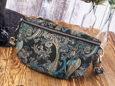 Duża skórzana saszetka nerka damska z orientalnym wzorem Paolo Peruzzi - obrazek 4