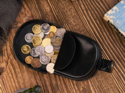 Skórzany, czarny portfel typu bilonówka 'podkówka' Paolo Peruzzi - obrazek 6