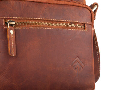Średnia, brązowa torba męska na ramię uszyta ze skóry naturalnej Jorey - obrazek 6