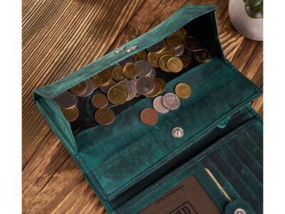 Duży zielony portfel damski z grubej surowej skóry naturalnej z tłoczeniem vintage Paolo Peruzzi - obrazek 6