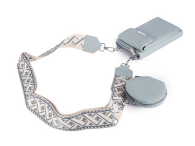 Duży, jasnoniebieski, pionowy portfel damski z paskiem na ramię i małą saszetką - obrazek 2