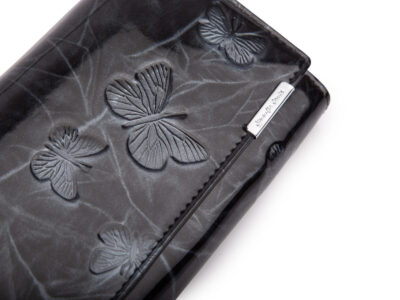 Duży portfel damski lakierowany w motylki, czarny, skórzany z RFID - obrazek 9