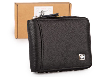 Duży, poziomy, czarny, portfel męski skórzany zapinany dookoła na zamek błyskawiczny