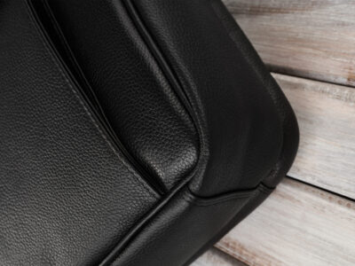 Duża, elegancka torba męska aktówka ze skóry naturalnej, czarna na laptopa - obrazek 7