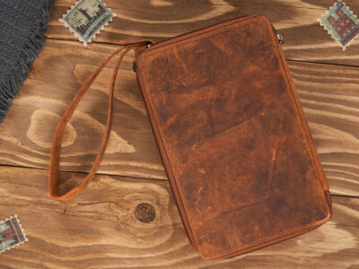 Duża, brązowa, skórzana saszetka męska na dokumenty z paskiem na rękę vintage - obrazek 3