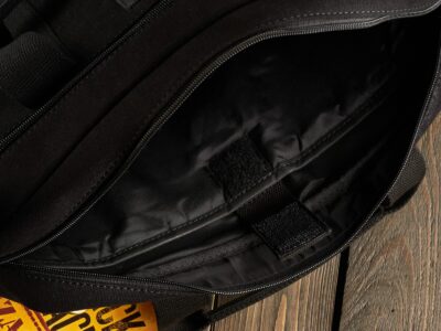 Czarna torba męska do pracy, z kieszenią na laptopa, z canvasu i skóry naturalnej - obrazek 7