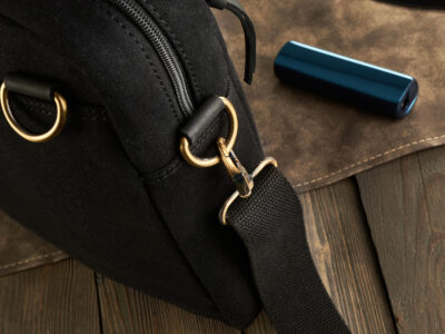 Czarna torba męska do pracy, z kieszenią na laptopa, z canvasu i skóry naturalnej - obrazek 5