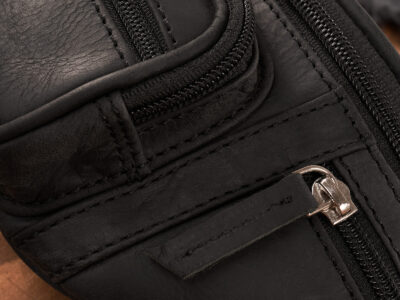 Czarna skórzana saszetka męska biodrowa nerka vintage Paolo Peruzzi - obrazek 2