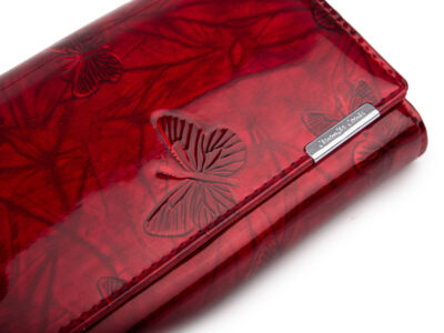Duży portfel damski lakierowany w motylki, czerwony, skórzany z RFID - obrazek 7