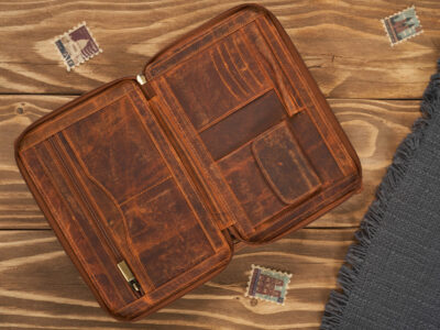 Duża, brązowa, skórzana saszetka męska na dokumenty z paskiem na rękę vintage - obrazek 7