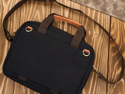 Czarno-brązowa torba męska do pracy, z kieszenią na laptopa, z canvasu i skóry naturalnej - obrazek 4