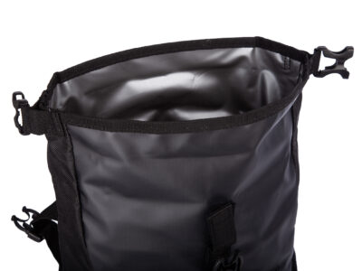 Mały, wodoodporny plecak trekkingowy / sportowy ze zwijanym kołnierzem - obrazek 10