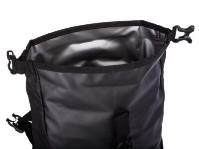 Mały, wodoodporny plecak trekkingowy / sportowy ze zwijanym kołnierzem - obrazek 10