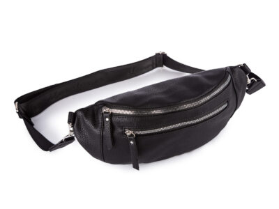 Czarna, duża i elegancka saszetka damska typu nerka z paskiem na ramię - obrazek 5