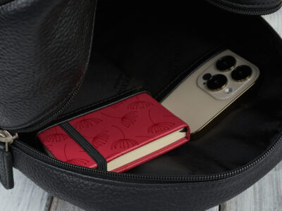 Mały, miejski plecaczek damski skórzany z kokardą Paolo Peruzzi czarny - obrazek 7