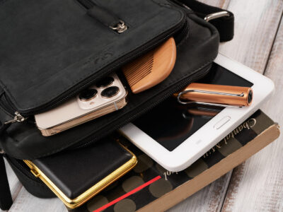 Skórzana listonoszka męska z paskiem na ramię w kolorze czarnym Paolo Peruzzi - obrazek 9