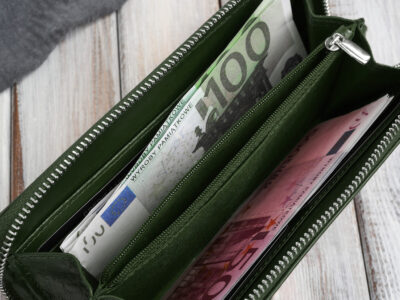 Duży, ciemnozielony portfel damski zapinany dookoła na zamek błyskawiczny Paolo Peruzzi - obrazek 5