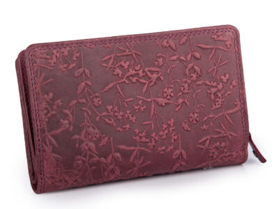 Pojemny, skórzany portfel damski bordowy z tłoczonym kwiatowym wzorem vintage - obrazek 2
