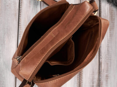 Skórzana listonoszka męska z paskiem na ramię w kolorze brązowym Paolo Peruzzi - obrazek 7