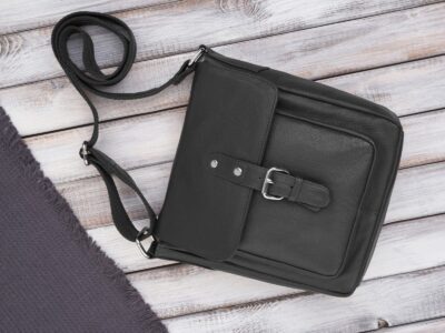 Czarna, listonoszka męska na ramię uszyta ze skóry naturalnej Paolo Peruzzi - obrazek 2