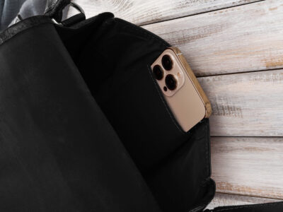 Czarna torebka damska skórzana, elegancka, półokrągła Paolo Peruzzi - obrazek 7