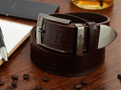 Elegancki, brązowy, skórzany pasek męski do spodni z metalową klamrą klasyczną 110 cm - obrazek 2