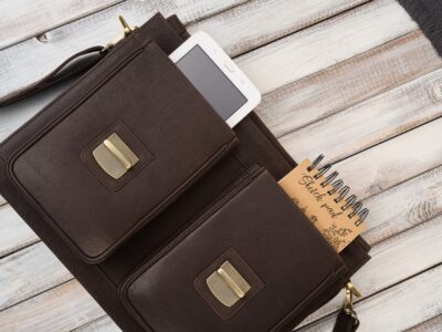 Duża, skórzana teczka męska na dokumenty w kolorze ciemnobrązowym Paolo Peruzzi - obrazek 5