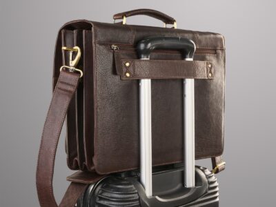 Duża, skórzana teczka męska na dokumenty w kolorze ciemnobrązowym Paolo Peruzzi - obrazek 12