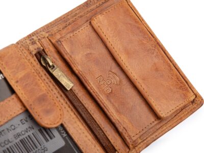 Nieduży, skórzany portfel szyty ręcznie w kolorze jasnobrązowym Ekavale RFID - obrazek 4