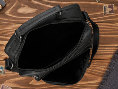 Pozioma, skórzana, czarna torba męska do pracy Paolo Peruzzi - obrazek 6