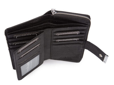 Duży, poziomy portfel damski w kolorze czarnym lakierowana tafla w linie - obrazek 7