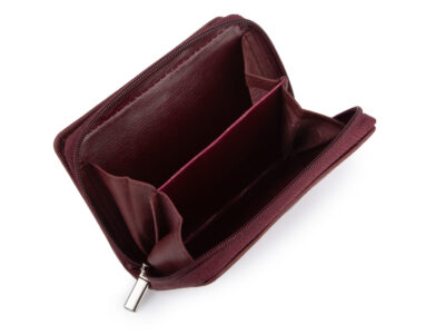Mały portfel damski uszyty z miękkiej skóry naturalnej w kolorze burgundowym - obrazek 5