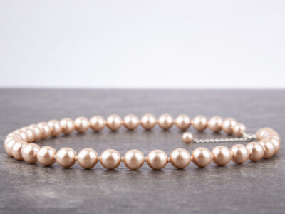 Elegancki damski naszyjnik z okrągłych pereł Preciosa w kolorze pudrowego różu Eterna Rose - obrazek 3