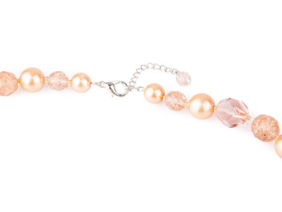 Preciosa Rosé Shine – kobiecy naszyjnik łososiowy z perłami, kryształami i kamykami crackle - obrazek 6