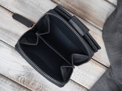 Granatowy portfel damski skórzany średni zapinany na zatrzask i zamek błyskawiczny RFID - obrazek 7