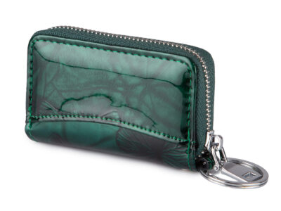 Damskie etui na klucze w zielonym kolorze lakierowane w motylki marki Jennifer Jones - obrazek 3