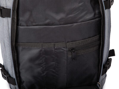 Średniej wielkości, szary plecak podróżny otwierany jak walizka 40x25x20 cm - obrazek 10