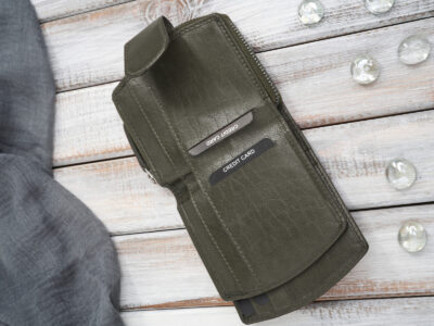 Ciemnozielony portfel damski skórzany średni zapinany na zatrzask i zamek błyskawiczny RFID - obrazek 5