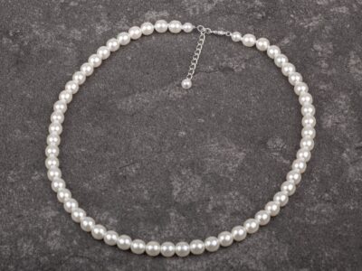 Klasyczny naszyjnik damski z białych pereł Preciosa 44 cm Classic White - obrazek 3