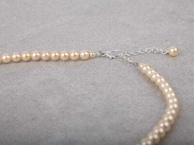 Naszyjnik damski z perłami w kolorze ecru i cyrkoniami Cyria Pearl Ecru - obrazek 3