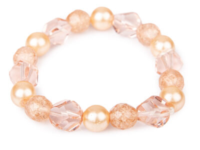 Preciosa Rosé Shine – kobieca bransoletka łososiowa z perłami, kryształami i kamykami crackle