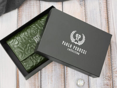 Ciemnozielony, średni portfel damski skórzany z wzorem w tłoczone kwiaty RFID - obrazek 9