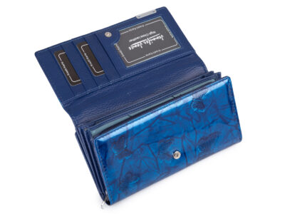 Duży portfel damski lakierowany w motylki, niebieski, skórzany z RFID - obrazek 3