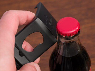 Materiałowy pasek męski do spodni w kolorze czarnym z czarną, metalową klamrą 130 cm - obrazek 4