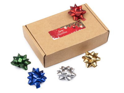 Ozdoba prezentowa: kokardka + naklejka Merry Christmas - obrazek 1