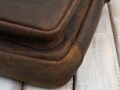 Ciemnobrązowa listonoszka męska na ramię ze skóry naturalnej Paolo Peruzzi - obrazek 9