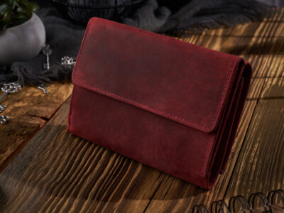 Czerwony średniej wielkości skórzany portfel damski w stylu vintage Paolo Peruzzi - obrazek 3
