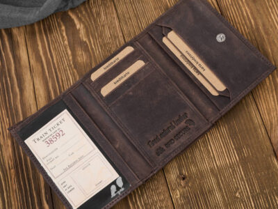 Ciemnobrązowy średniej wielkości skórzany portfel damski w stylu vintage Paolo Peruzzi - obrazek 4