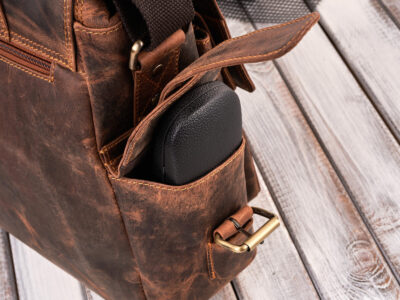 Duża brązowa torba męska na ramię ze skóry naturalnej w stylu vintage A4 z kieszenią na laptopa - obrazek 6