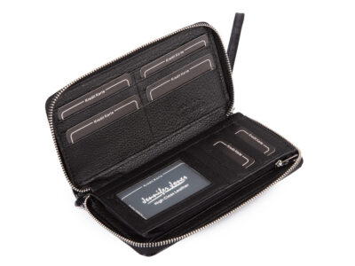 Duży czarny portfel damski lakierowany w motylki zapinany dookoła na suwak z paskiem na rękę - obrazek 5